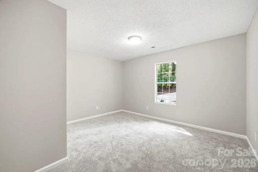 6324 Grove Park Boulevard Charlotte NC 28215