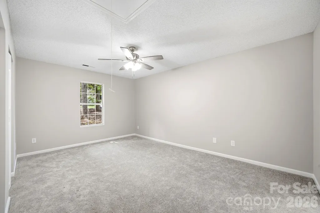6324 Grove Park Boulevard Charlotte NC 28215