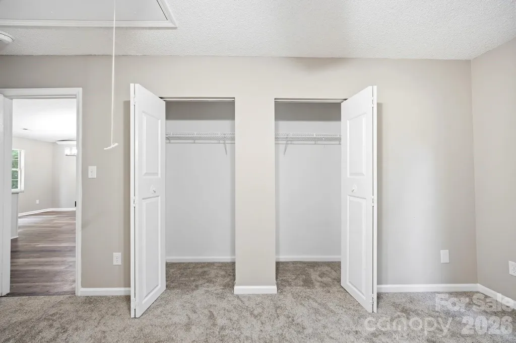 6324 Grove Park Boulevard Charlotte NC 28215