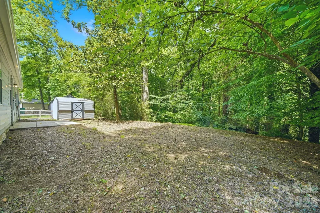 6324 Grove Park Boulevard Charlotte NC 28215