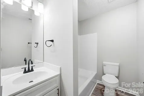 6324 Grove Park Boulevard Charlotte NC 28215