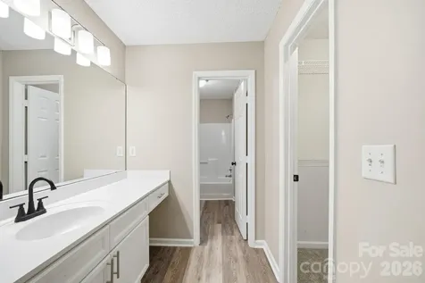 6324 Grove Park Boulevard Charlotte NC 28215