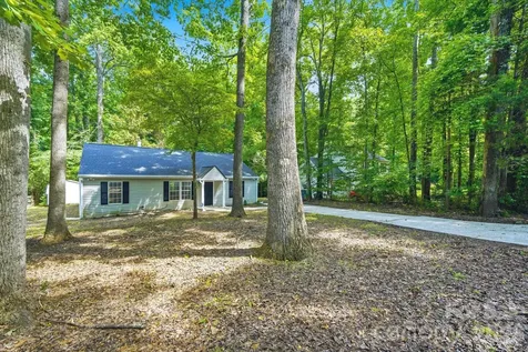 6324 Grove Park Boulevard Charlotte NC 28215