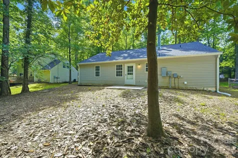 6324 Grove Park Boulevard Charlotte NC 28215
