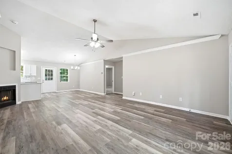 6324 Grove Park Boulevard Charlotte NC 28215
