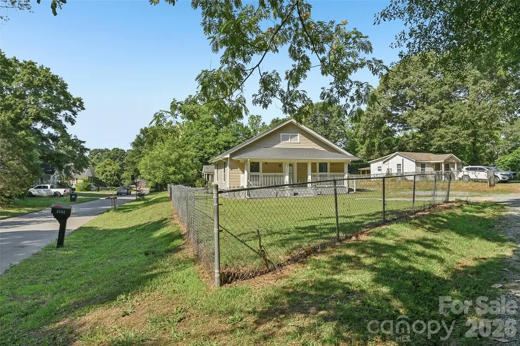 2509 Gardner Street Gastonia NC 28056