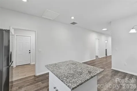 2509 Gardner Street Gastonia NC 28056