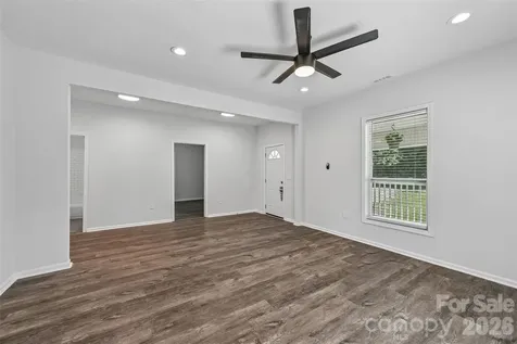 2509 Gardner Street Gastonia NC 28056