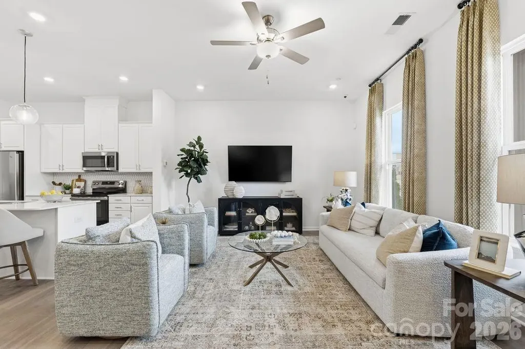 21217 Lake Run Drive Charlotte NC 28278