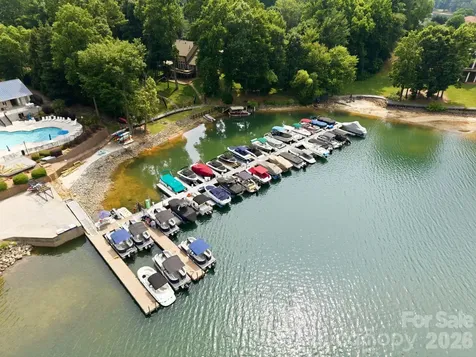 21311 Crown Lake Drive Cornelius NC 28031