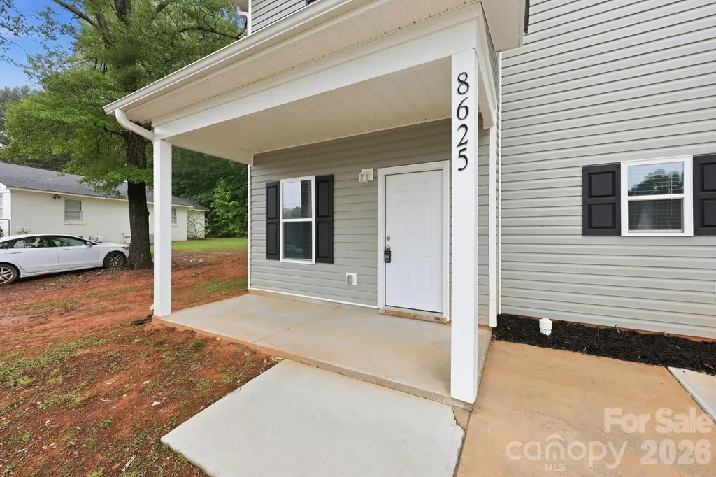 8625 Terra Cotta Drive Charlotte NC 28215