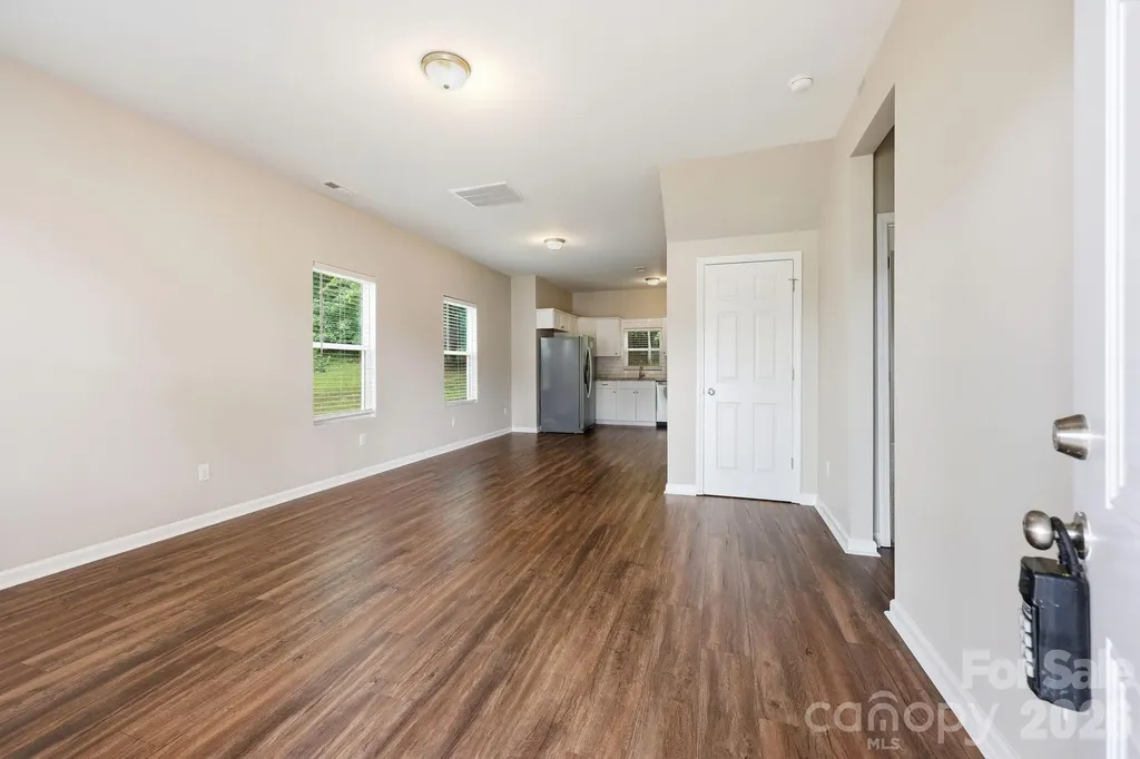 8625 Terra Cotta Drive Charlotte NC 28215
