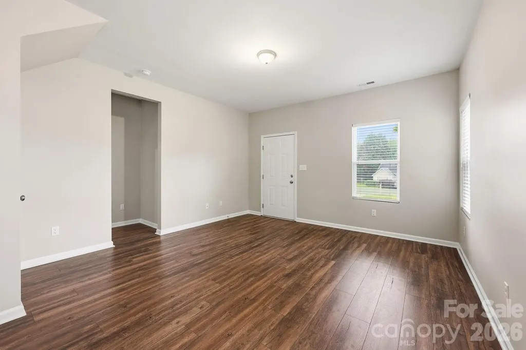 8625 Terra Cotta Drive Charlotte NC 28215