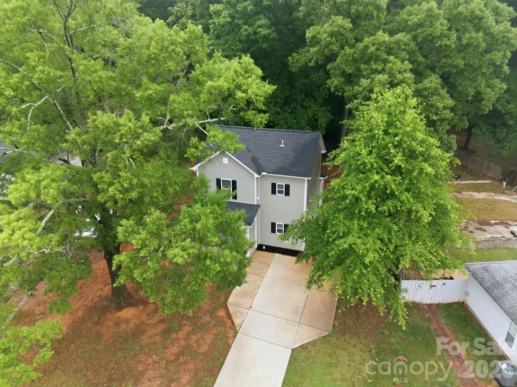 8625 Terra Cotta Drive Charlotte NC 28215