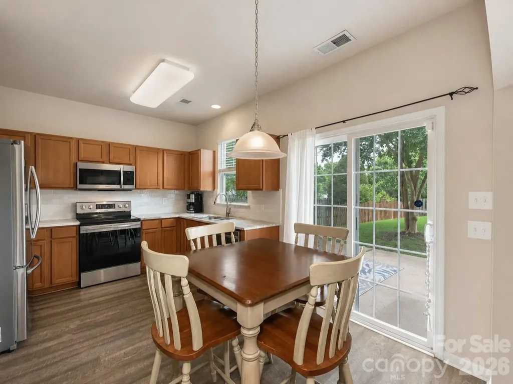 1100 Mountain Laurel Court Matthews NC 28104