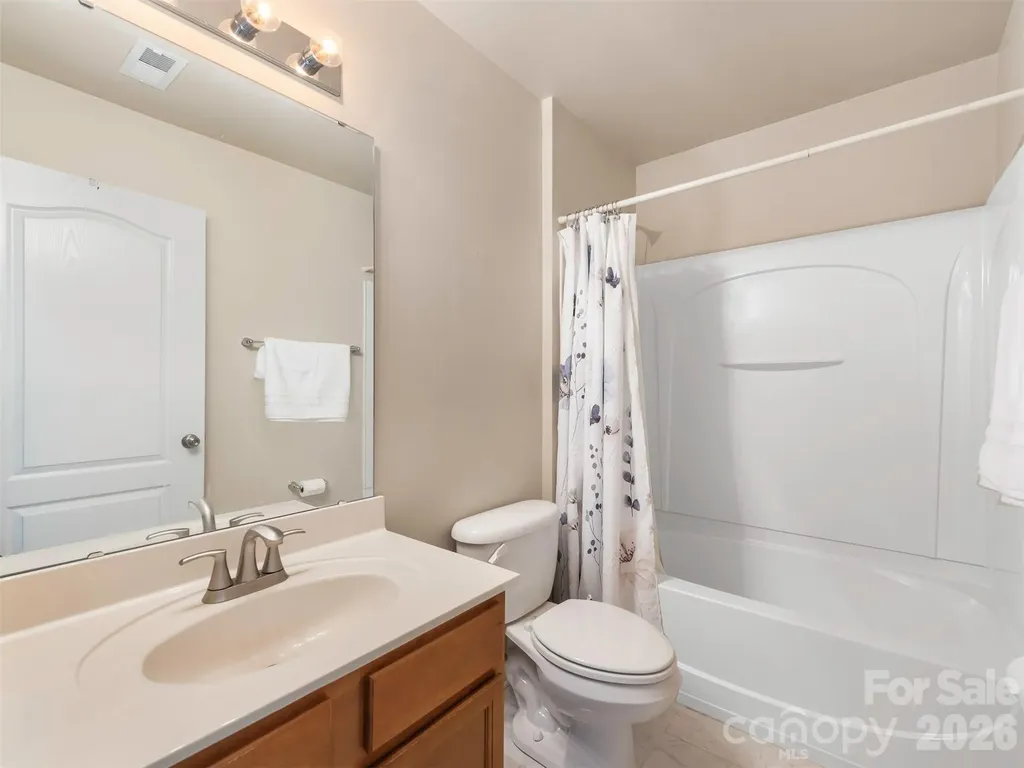 1100 Mountain Laurel Court Matthews NC 28104