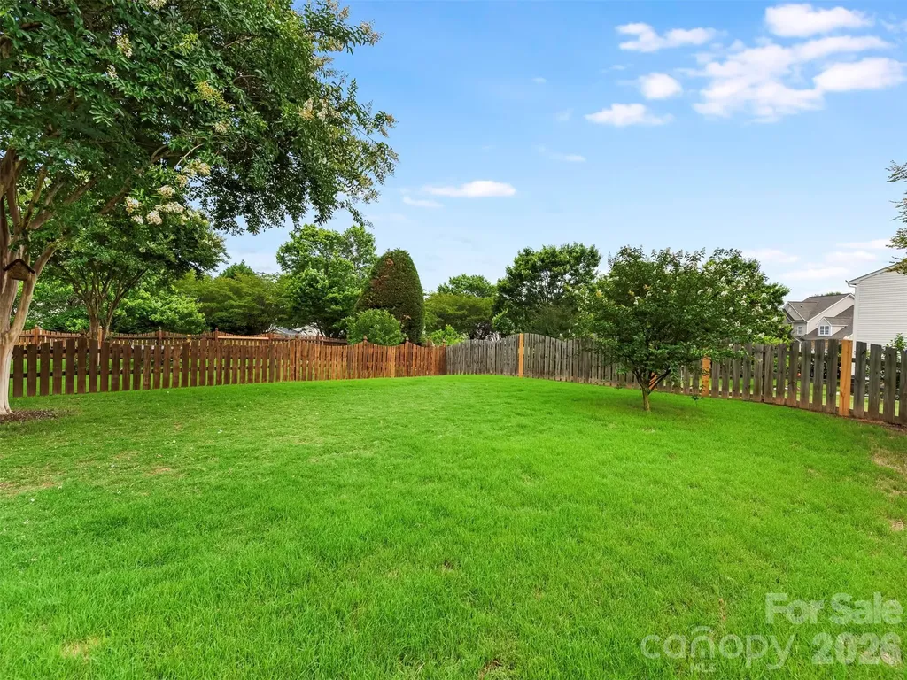 1100 Mountain Laurel Court Matthews NC 28104