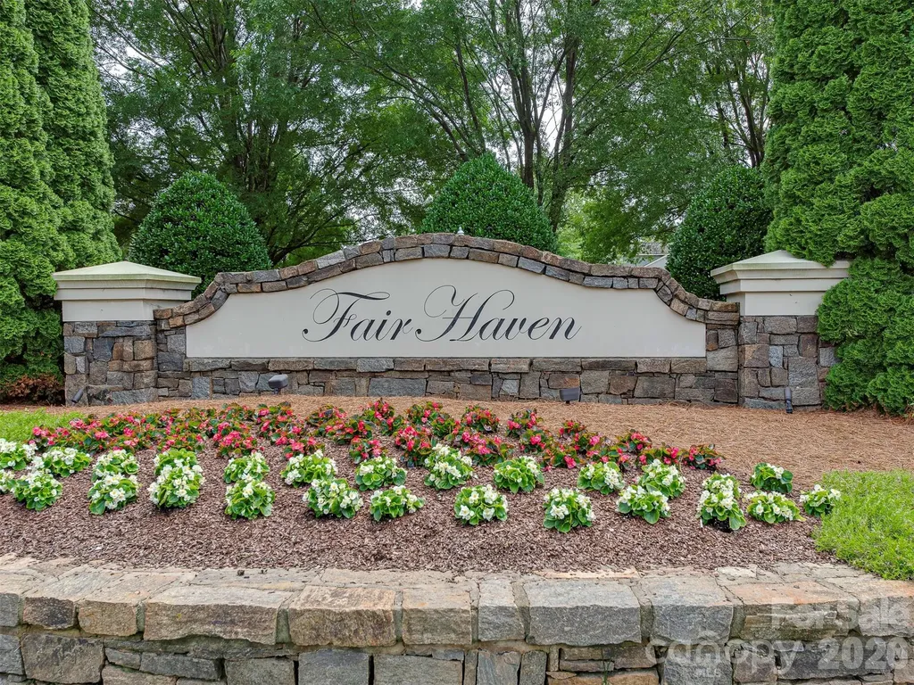 1100 Mountain Laurel Court Matthews NC 28104