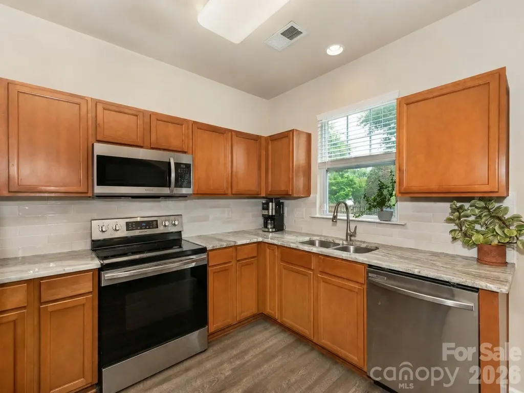 1100 Mountain Laurel Court Matthews NC 28104