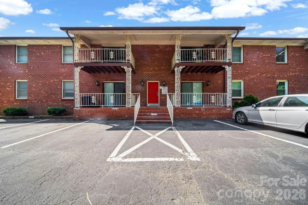 109 Carriage House Drive Kannapolis NC 28081