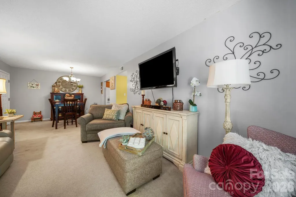 109 Carriage House Drive Kannapolis NC 28081