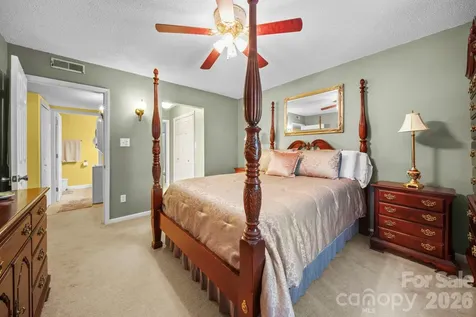 109 Carriage House Drive Kannapolis NC 28081