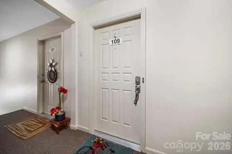 109 Carriage House Drive Kannapolis NC 28081