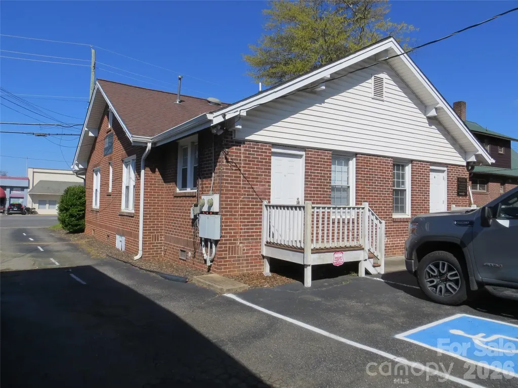 505 S Lafayette Street Shelby NC 28150