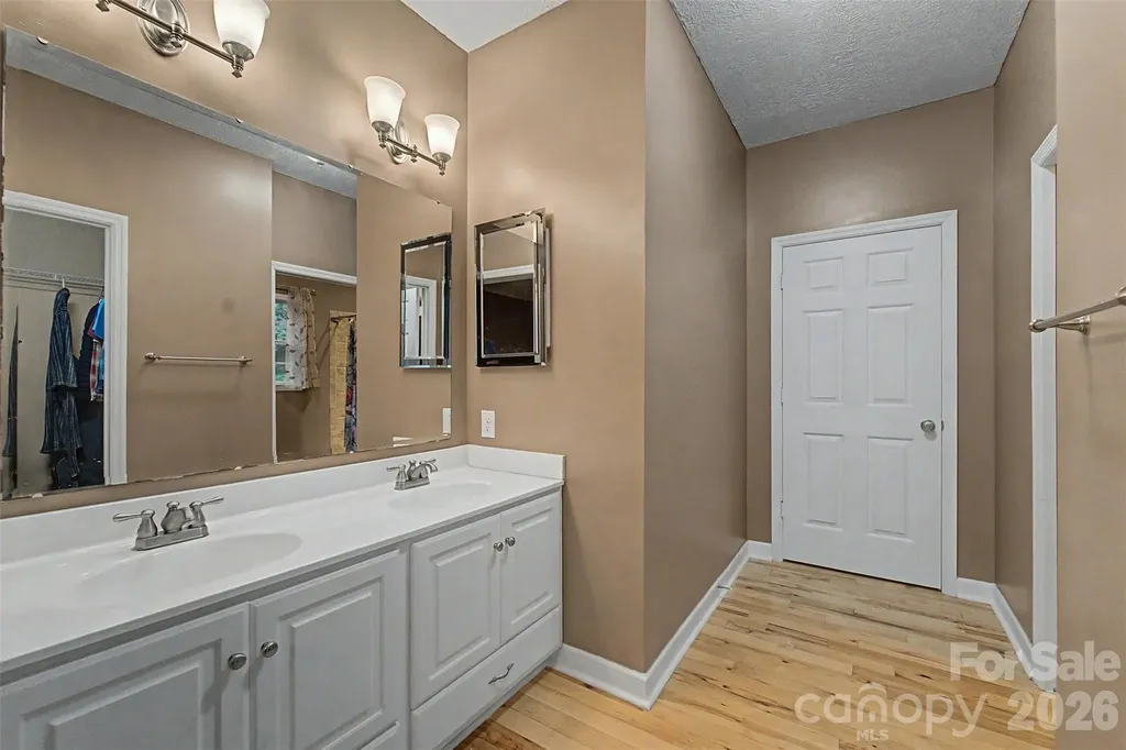 77 Pigeon Creek Trail Bryson City NC 28713