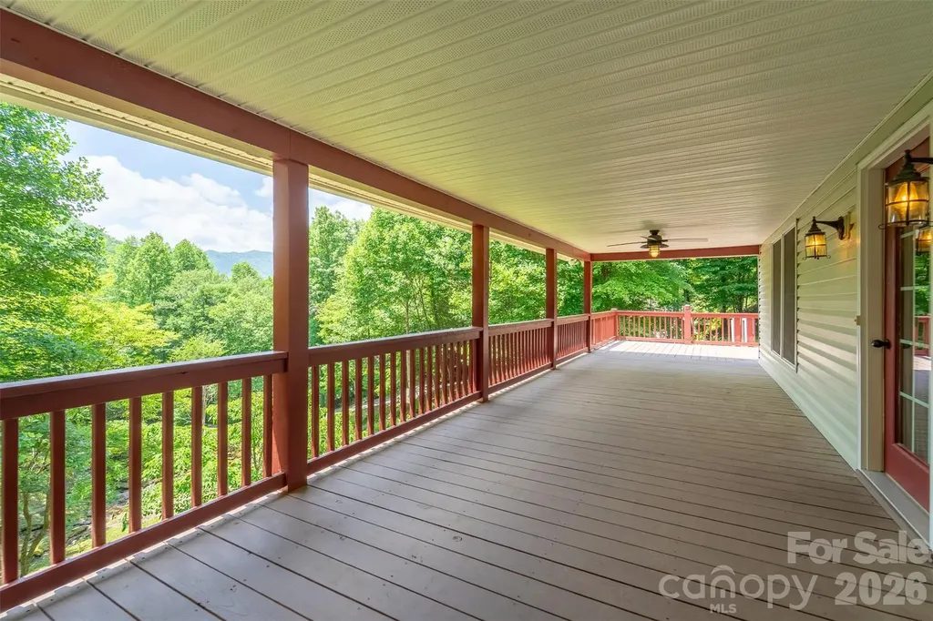 77 Pigeon Creek Trail Bryson City NC 28713