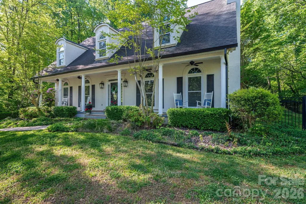 1027 Dan Maples Drive Cramerton NC 28032