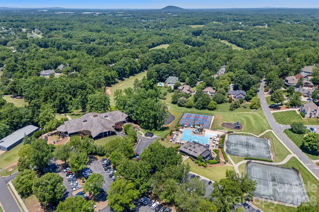 1027 Dan Maples Drive Cramerton NC 28032