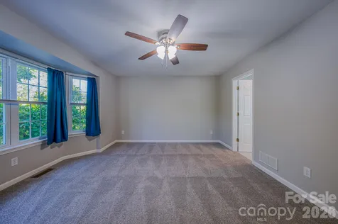 102 Forest Lake Drive Asheville NC 28803