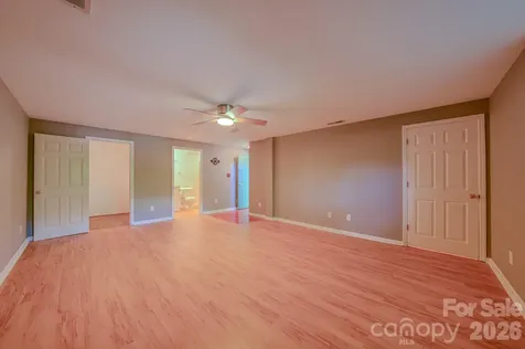 102 Forest Lake Drive Asheville NC 28803