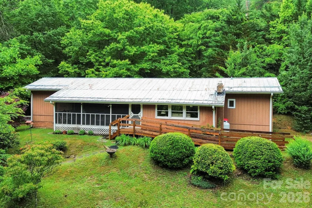 153 Gray Fox Road Rosman NC 28772