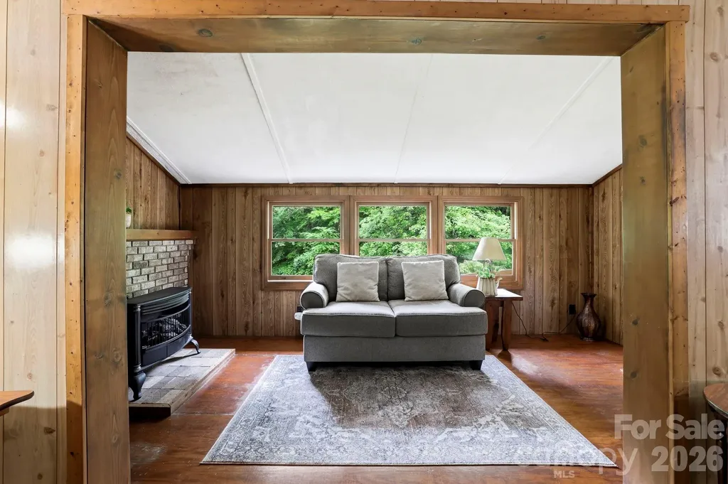 153 Gray Fox Road Rosman NC 28772