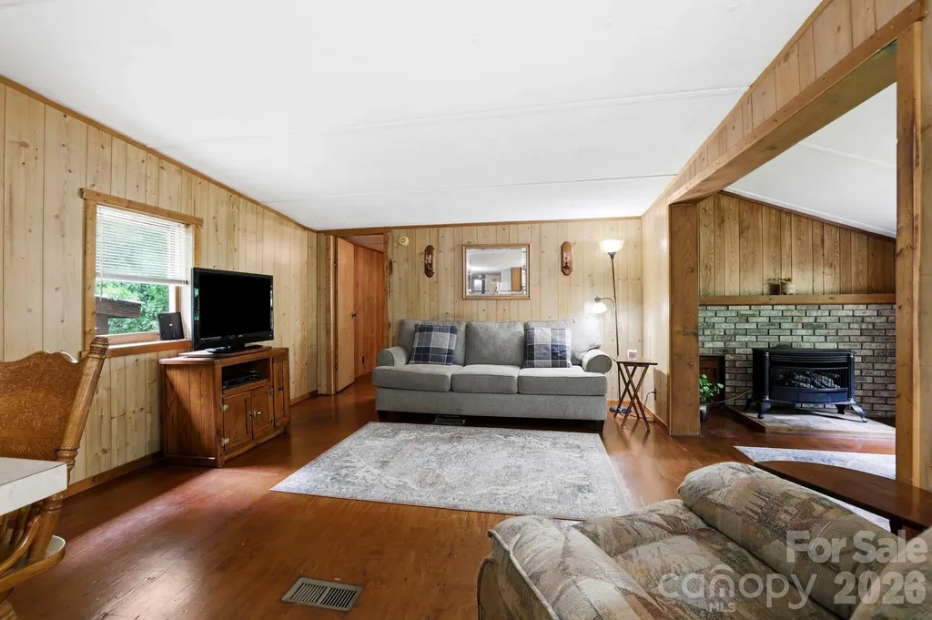 153 Gray Fox Road Rosman NC 28772