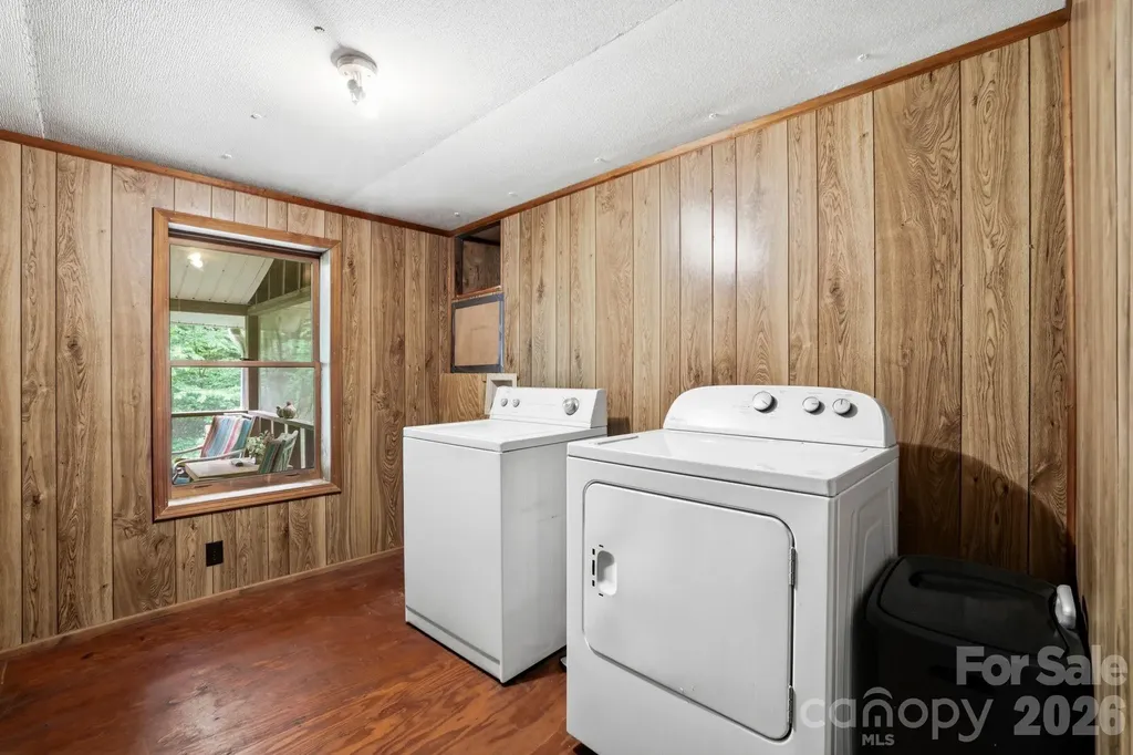153 Gray Fox Road Rosman NC 28772