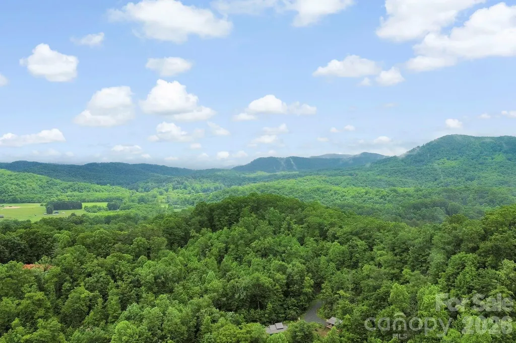 153 Gray Fox Road Rosman NC 28772