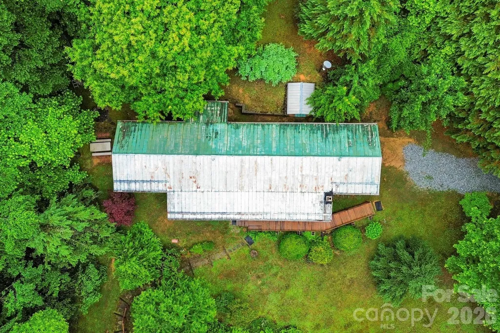 153 Gray Fox Road Rosman NC 28772