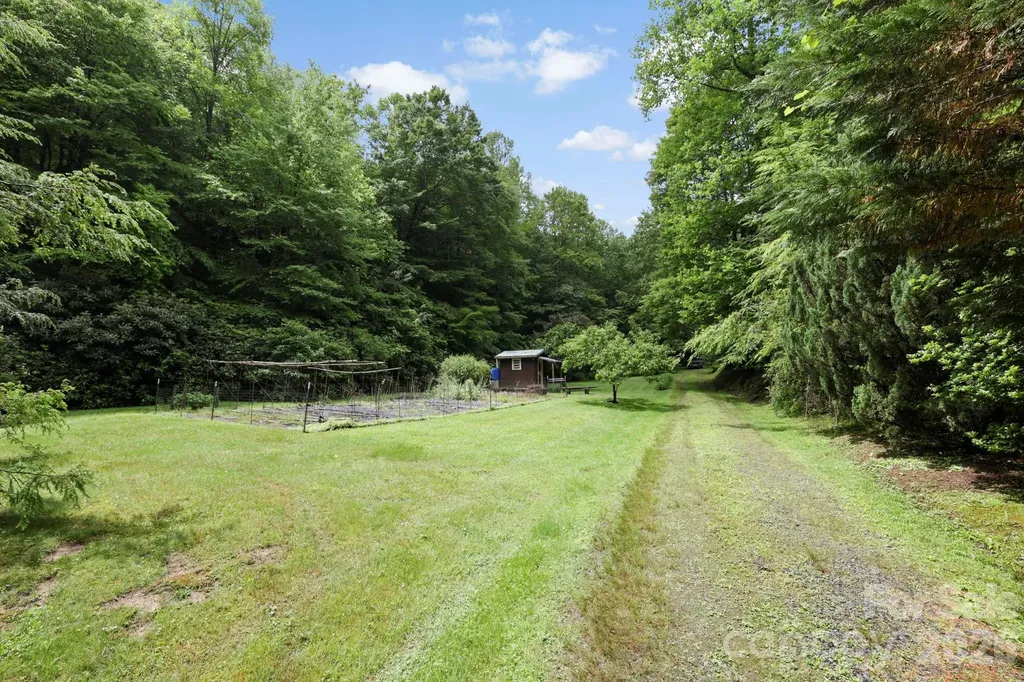 153 Gray Fox Road Rosman NC 28772