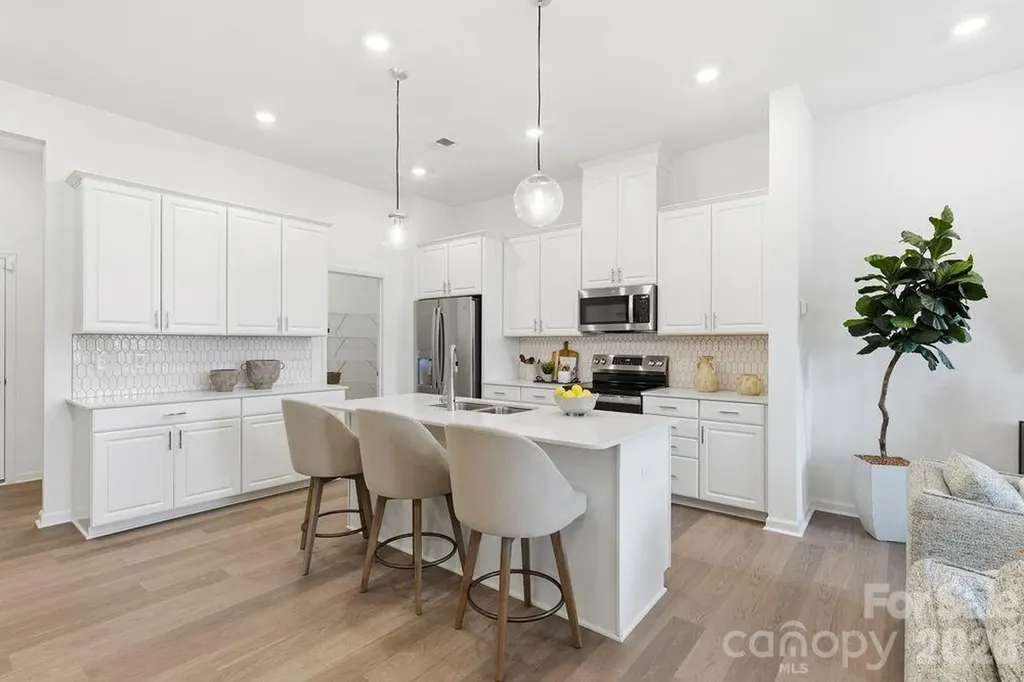 21213 Lake Run Drive Charlotte NC 28278
