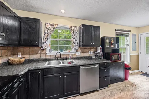 30 Seventh Street York SC 29745