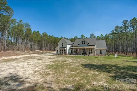 2138 Lockhart Road Camden SC 29020