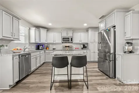 928 Newfound Hollow Drive Charlotte NC 28214