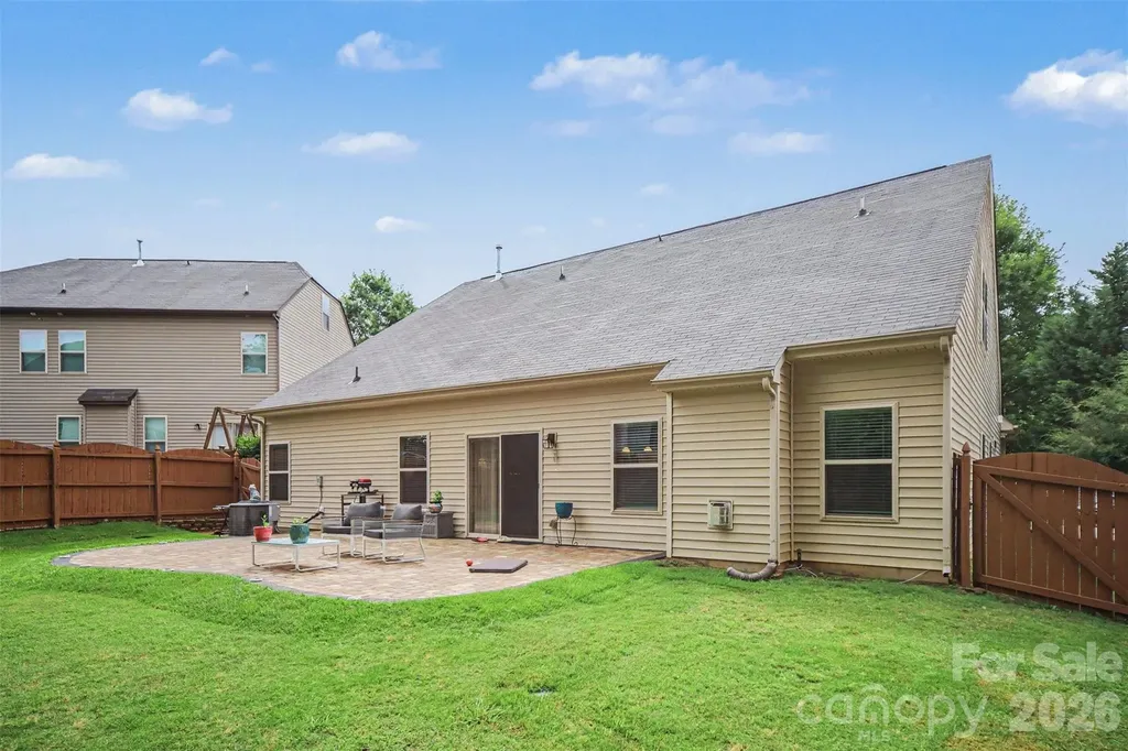 10718 Cove Point Drive Charlotte NC 28278