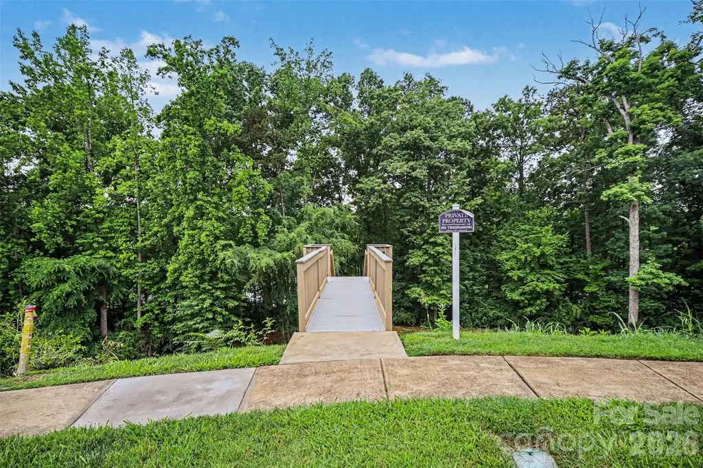 10718 Cove Point Drive Charlotte NC 28278