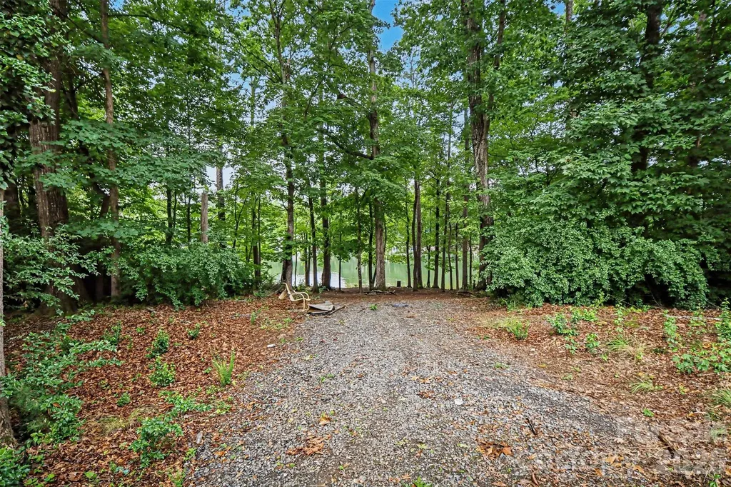 10718 Cove Point Drive Charlotte NC 28278