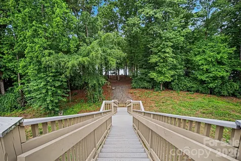10718 Cove Point Drive Charlotte NC 28278