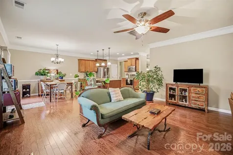 10718 Cove Point Drive Charlotte NC 28278